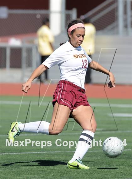 Thumbnail 3 in La Canada vs. St. Margaret's (CIF SS D5 Final) photogallery.