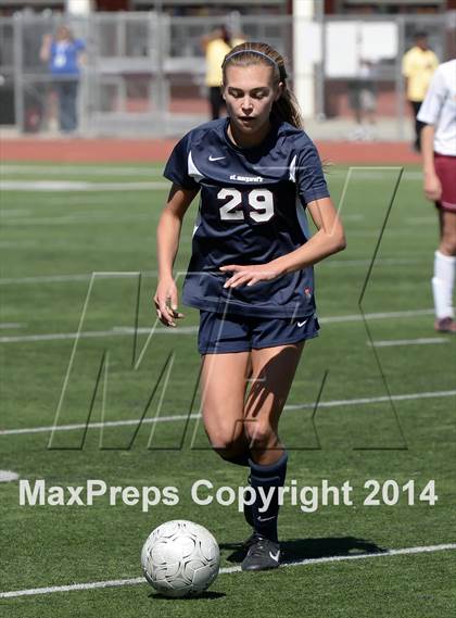 Thumbnail 3 in La Canada vs. St. Margaret's (CIF SS D5 Final) photogallery.