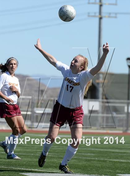 Thumbnail 2 in La Canada vs. St. Margaret's (CIF SS D5 Final) photogallery.