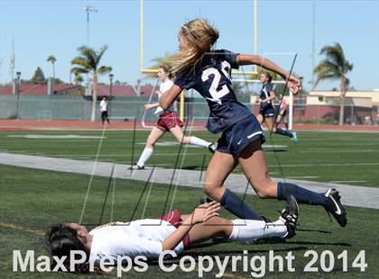 Thumbnail 3 in La Canada vs. St. Margaret's (CIF SS D5 Final) photogallery.