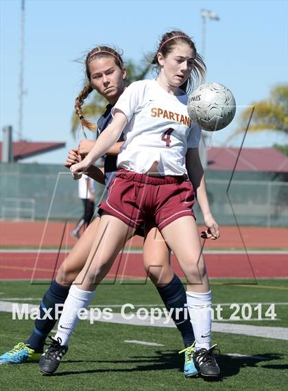 Thumbnail 1 in La Canada vs. St. Margaret's (CIF SS D5 Final) photogallery.
