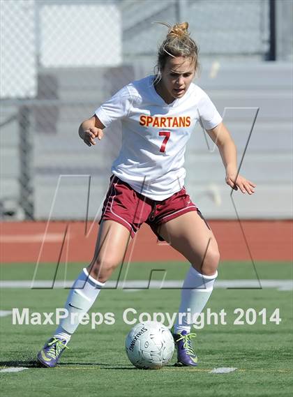 Thumbnail 3 in La Canada vs. St. Margaret's (CIF SS D5 Final) photogallery.
