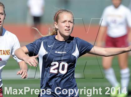 Thumbnail 2 in La Canada vs. St. Margaret's (CIF SS D5 Final) photogallery.