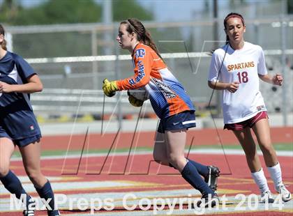 Thumbnail 3 in La Canada vs. St. Margaret's (CIF SS D5 Final) photogallery.