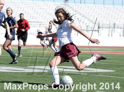Thumbnail 2 in La Canada vs. St. Margaret's (CIF SS D5 Final) photogallery.