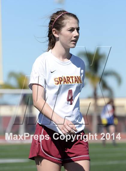 Thumbnail 2 in La Canada vs. St. Margaret's (CIF SS D5 Final) photogallery.