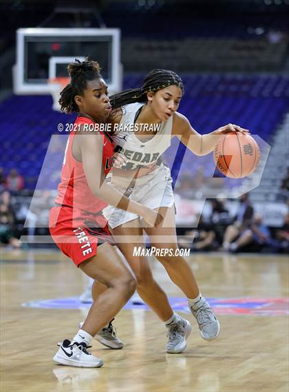 Thumbnail 2 in Cedar Park vs. Liberty (UIL 5A Final) photogallery.