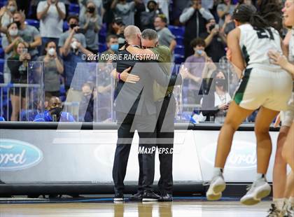 Thumbnail 1 in Cedar Park vs. Liberty (UIL 5A Final) photogallery.