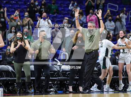 Thumbnail 1 in Cedar Park vs. Liberty (UIL 5A Final) photogallery.