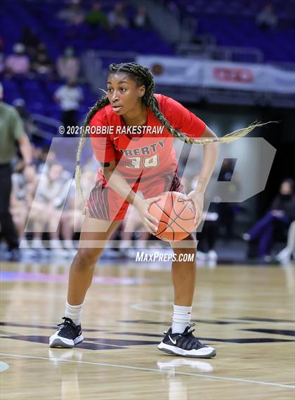 Thumbnail 1 in Cedar Park vs. Liberty (UIL 5A Final) photogallery.