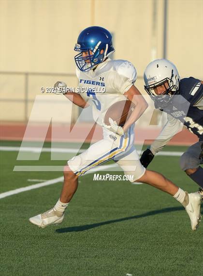 Thumbnail 2 in Marana @ Tempe photogallery.