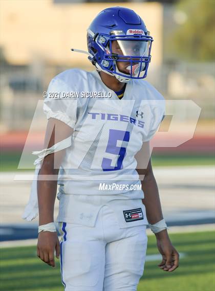 Thumbnail 3 in Marana @ Tempe photogallery.