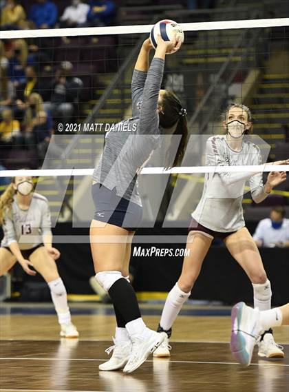 Thumbnail 1 in Palmer Ridge @ Palisade (CHSAA 4A Playoff) photogallery.