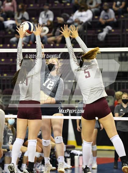 Thumbnail 1 in Palmer Ridge @ Palisade (CHSAA 4A Playoff) photogallery.