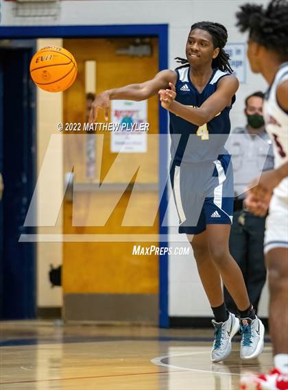 Thumbnail 1 in New Life Christian Academy vs Terry Sanford (MLK Dream Jam at Terry Sanford) photogallery.