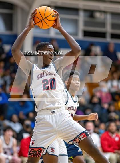 Thumbnail 1 in New Life Christian Academy vs Terry Sanford (MLK Dream Jam at Terry Sanford) photogallery.
