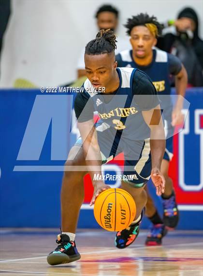 Thumbnail 2 in New Life Christian Academy vs Terry Sanford (MLK Dream Jam at Terry Sanford) photogallery.