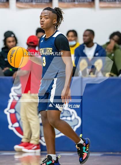 Thumbnail 2 in New Life Christian Academy vs Terry Sanford (MLK Dream Jam at Terry Sanford) photogallery.