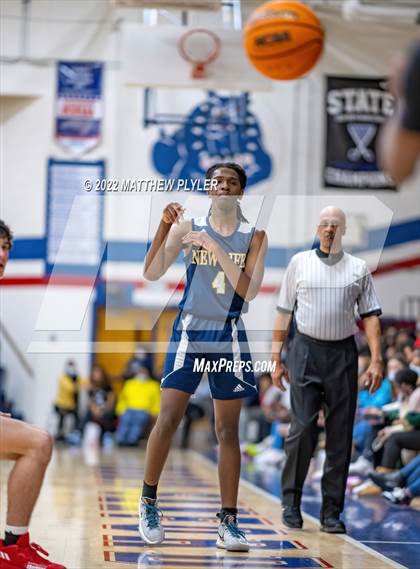Thumbnail 1 in New Life Christian Academy vs Terry Sanford (MLK Dream Jam at Terry Sanford) photogallery.
