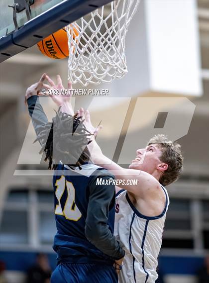 Thumbnail 1 in New Life Christian Academy vs Terry Sanford (MLK Dream Jam at Terry Sanford) photogallery.