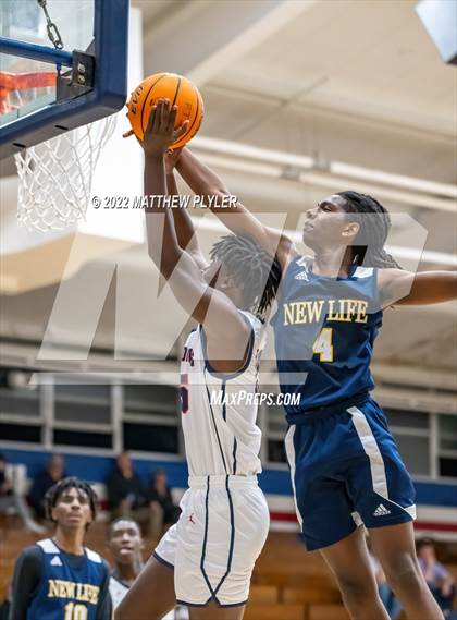 Thumbnail 1 in New Life Christian Academy vs Terry Sanford (MLK Dream Jam at Terry Sanford) photogallery.