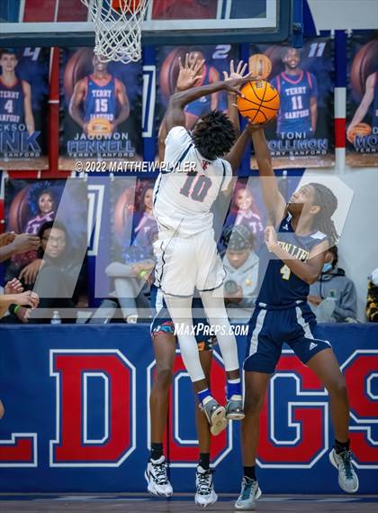 Thumbnail 1 in New Life Christian Academy vs Terry Sanford (MLK Dream Jam at Terry Sanford) photogallery.