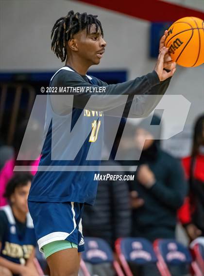 Thumbnail 2 in New Life Christian Academy vs Terry Sanford (MLK Dream Jam at Terry Sanford) photogallery.