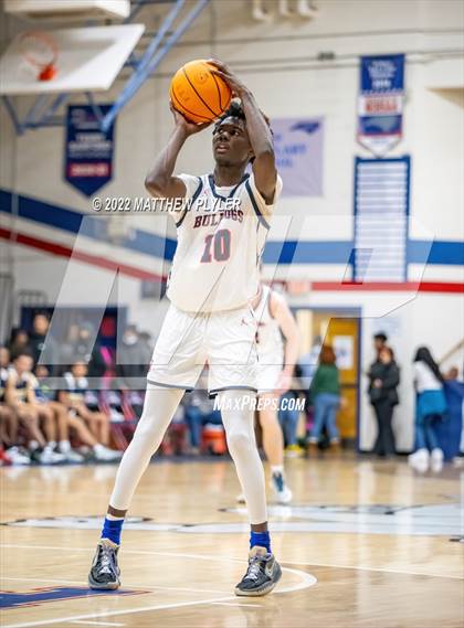 Thumbnail 1 in New Life Christian Academy vs Terry Sanford (MLK Dream Jam at Terry Sanford) photogallery.