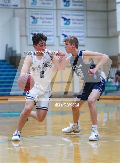 Thumbnail 2 in Westlake vs. Juan Diego (Eagle Holiday Shootout) photogallery.