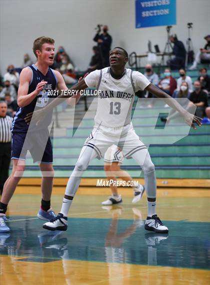 Thumbnail 3 in Westlake vs. Juan Diego (Eagle Holiday Shootout) photogallery.