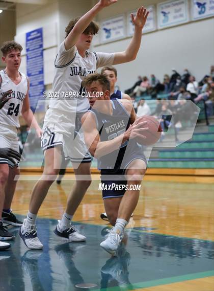 Thumbnail 1 in Westlake vs. Juan Diego (Eagle Holiday Shootout) photogallery.