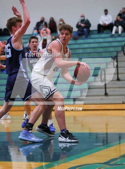 Thumbnail 3 in Westlake vs. Juan Diego (Eagle Holiday Shootout) photogallery.