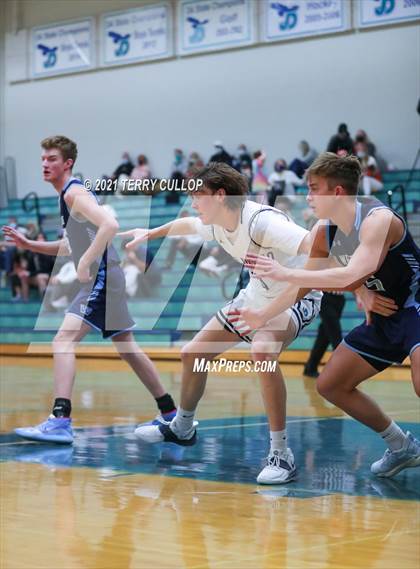 Thumbnail 1 in Westlake vs. Juan Diego (Eagle Holiday Shootout) photogallery.
