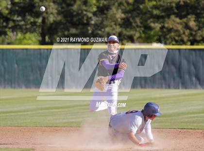 Thumbnail 3 in San Joaquin Memorial @ Fresno photogallery.