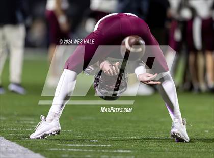 Thumbnail 3 in Collierville @ Houston (TSSAA Quarterfinal) photogallery.