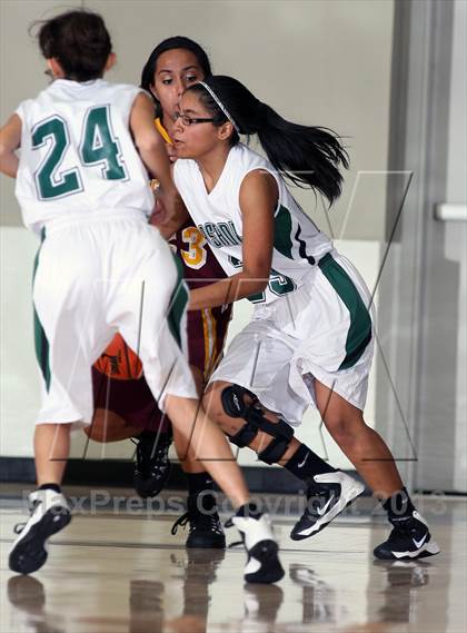 Thumbnail 1 in Deer Park vs. Pasadena (McDonald's Texas Invitational) photogallery.
