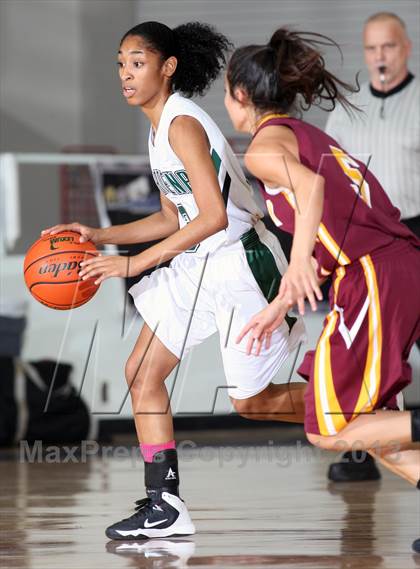 Thumbnail 2 in Deer Park vs. Pasadena (McDonald's Texas Invitational) photogallery.