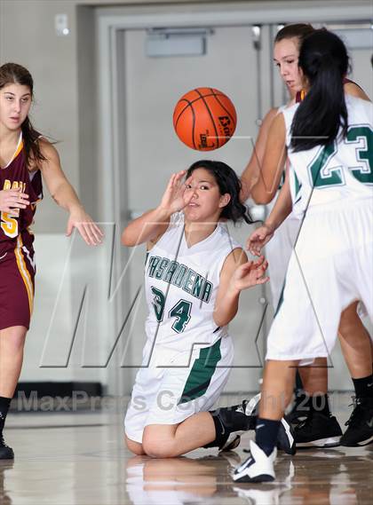 Thumbnail 2 in Deer Park vs. Pasadena (McDonald's Texas Invitational) photogallery.