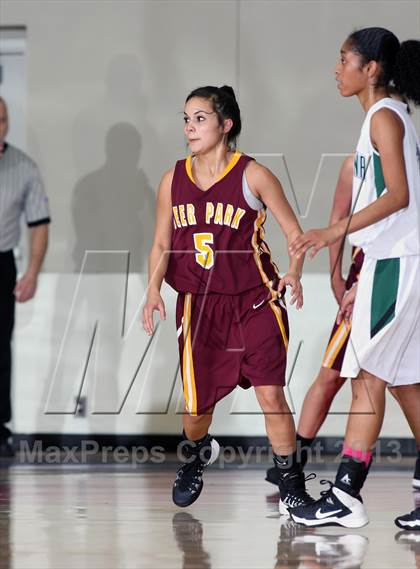 Thumbnail 1 in Deer Park vs. Pasadena (McDonald's Texas Invitational) photogallery.