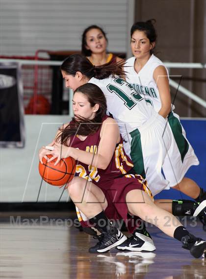 Thumbnail 2 in Deer Park vs. Pasadena (McDonald's Texas Invitational) photogallery.