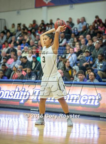 Thumbnail 2 in St. John's vs. Paul VI (WCAC Final) photogallery.