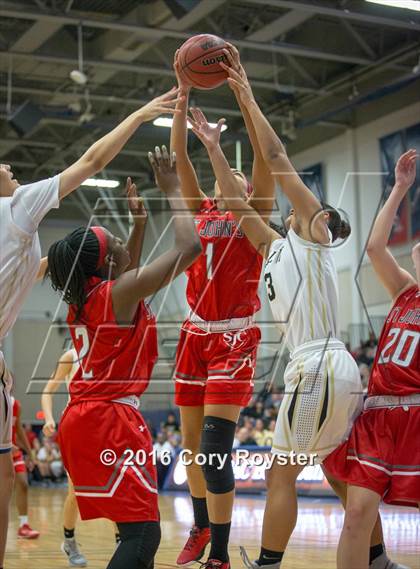 Thumbnail 2 in St. John's vs. Paul VI (WCAC Final) photogallery.