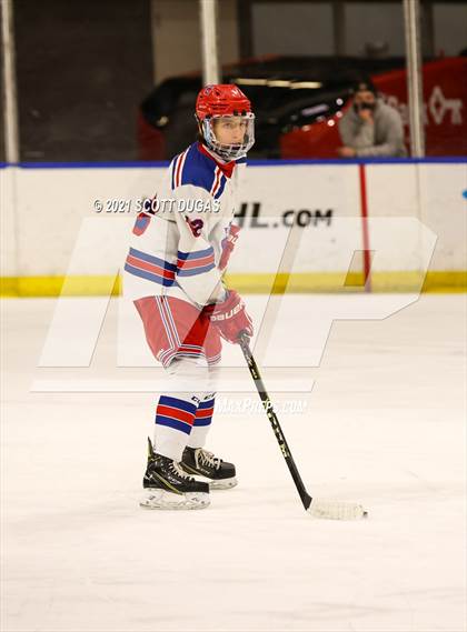 Thumbnail 3 in Iroquois vs Hamburg (LECOM Harborcenter) photogallery.