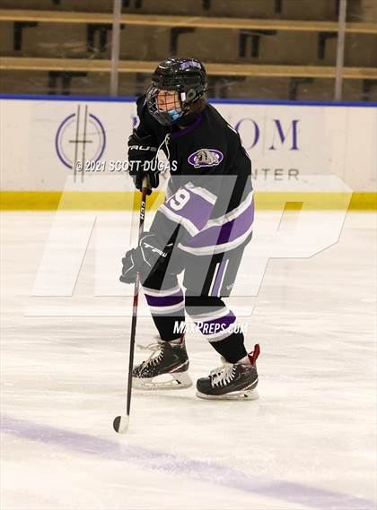 Thumbnail 3 in Iroquois vs Hamburg (LECOM Harborcenter) photogallery.