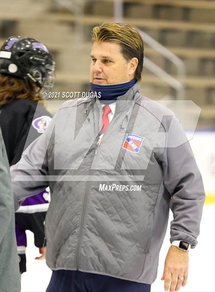 Thumbnail 3 in Iroquois vs Hamburg (LECOM Harborcenter) photogallery.
