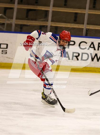 Thumbnail 2 in Iroquois vs Hamburg (LECOM Harborcenter) photogallery.
