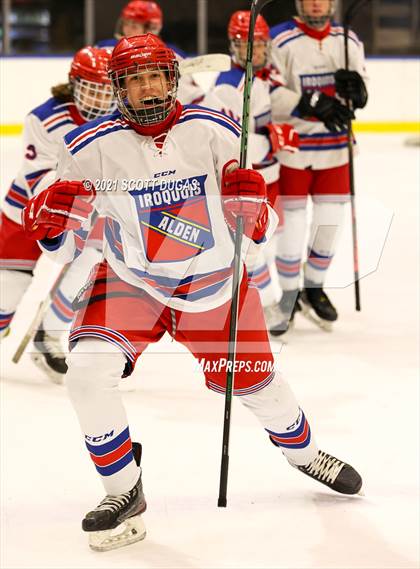 Thumbnail 3 in Iroquois vs Hamburg (LECOM Harborcenter) photogallery.
