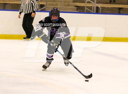 Thumbnail 3 in Iroquois vs Hamburg (LECOM Harborcenter) photogallery.