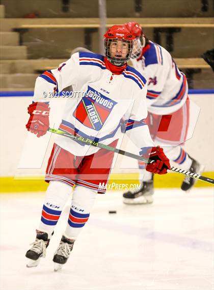 Thumbnail 1 in Iroquois vs Hamburg (LECOM Harborcenter) photogallery.