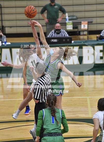 Thumbnail 2 in Bear Creek vs. Doherty photogallery.
